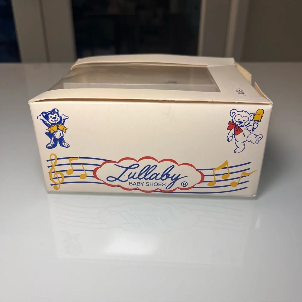 Vintage: Lullaby • Baby‎ Shoes